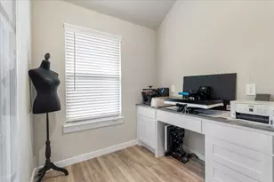 644 Erin Hls Dr, Red Oak, TX 75154 - Photo 29