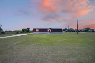 205 Hcr 2216, Aquilla, TX 76622 - Photo 3