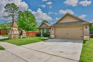 900 Vintage Ave, Gainesville, TX 76240 - Photo 1