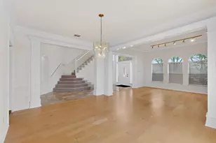 2301 Maryanne Ln, Plano, TX 75074 - Photo 5