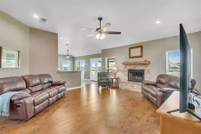 109 Falcons Eye Court, Weatherford, TX 76087 - Photo 15