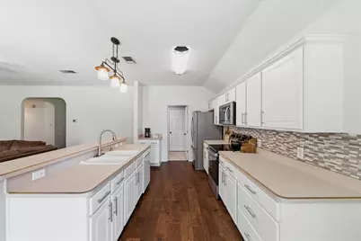 348 Meador Lane, Burleson, TX 76028 - Photo 13