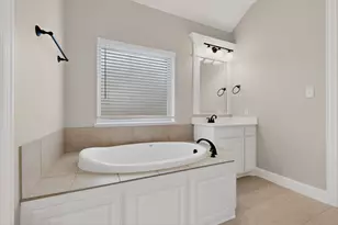 1567 Harrison Cir, Waxahachie, TX 75165 - Photo 25