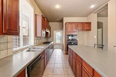 2633 Deer Hollow Drive, Little Elm, TX 75068 - Photo 5