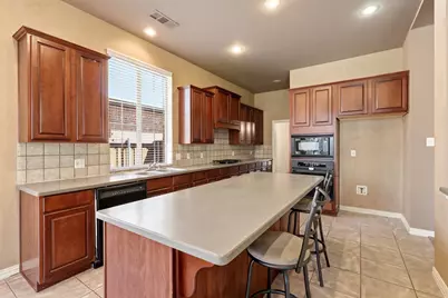 2633 Deer Hollow Drive, Little Elm, TX 75068 - Photo 7