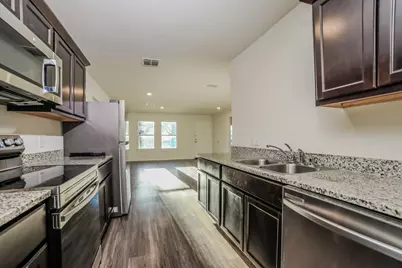 700 E Pecan Avenue, Waco, TX 76704 - Photo 7