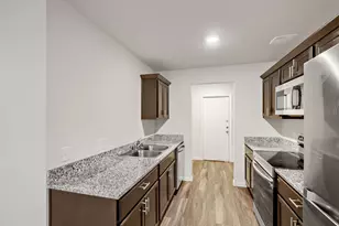 700 E Pecan Ave, Waco, TX 76704 - Photo 9