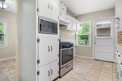 5441 Thomas Lane, River Oaks, TX 76114 - Photo 5