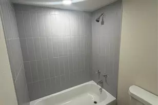 715 W Hickory St, Denton, TX 76201 - Photo 5