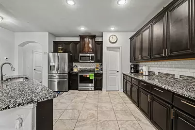 10224 Wild Berry Drive, Fort Worth, TX 76131 - Photo 13