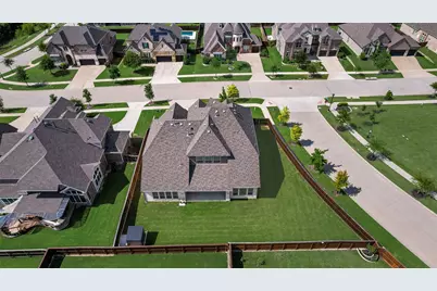 10687 Clarita Lane, Frisco, TX 75035 - Photo 3