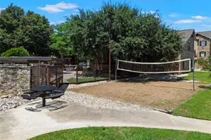 2410 S 2nd St, Waco, TX 76706 - Photo 39