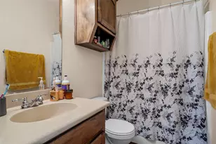 2410 S 2nd St, Waco, TX 76706 - Photo 17