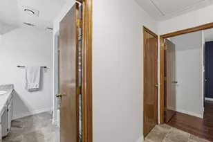 3202 Luallen Dr, Carrollton, TX 75007 - Photo 25