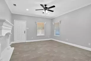 3026 N Hampton St, Fort Worth, TX 76106 - Photo 7
