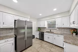 156 Simmons Dr, Coppell, TX 75019 - Photo 13
