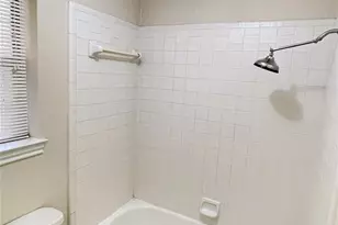 6119 Kingswood Dr, Arlington, TX 76001 - Photo 25