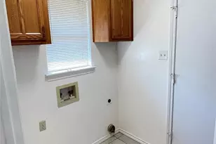 6119 Kingswood Dr, Arlington, TX 76001 - Photo 27