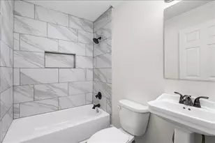 1325 Navarro Dr, Corsicana, TX 75110 - Photo 1