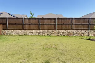 14153 Golden Brg Dr, Pilot Point, TX 76258 - Photo 23