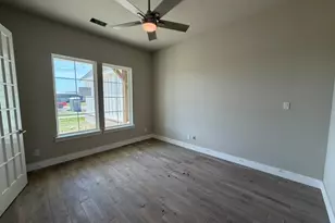 2313 Quartz St, Krum, TX 76249 - Photo 3