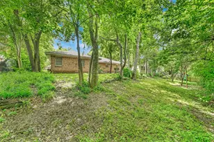 617 Ranier Cir, Garland, TX 75041 - Photo 31