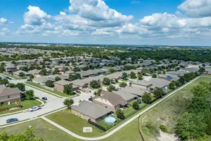 597 Creekview Dr, Azle, TX 76020 - Photo 7