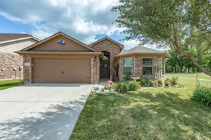 597 Creekview Dr, Azle, TX 76020 - Photo 1