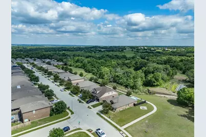597 Creekview Drive, Azle, TX 76020 - Photo 9