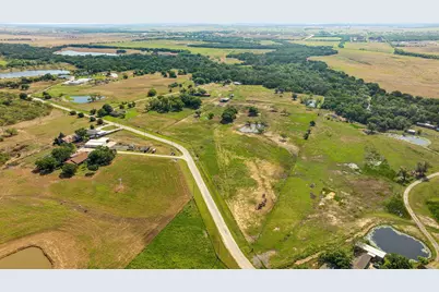 12932 Ragsdale Circle, Aubrey, TX 76227 - Photo 21