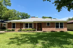 120 S Lynn Ave, Denison, TX 75020 - Photo 1
