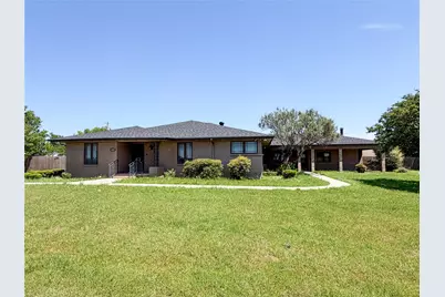 469 Pioneer Road, Rhome, TX 76078 - Photo 23