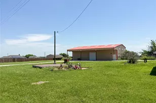 469 Pioneer Rd, Rhome, TX 76078 - Photo 21