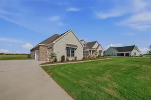 2309 Quartz St, Krum, TX 76249 - Photo 3