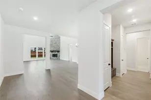 1033 Emerald Trce Dr, Justin, TX 76247 - Photo 25