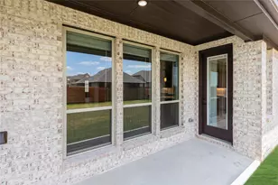 1033 Emerald Trce Dr, Justin, TX 76247 - Photo 27