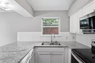 1729 Woodhall Way, Fort Worth, TX 76134 - Photo 7