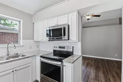 1729 Woodhall Way, Fort Worth, TX 76134 - Photo 9