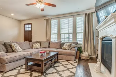 2412 Magalia Lane, Lewisville, TX 75056 - Photo 5