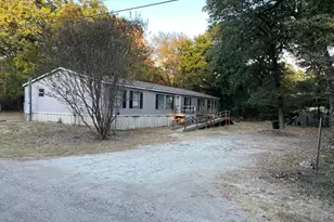 136 Coahoma St, Mabank, TX 75156 - Photo 1