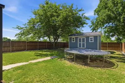 401 W Mesquite Street, Gunter, TX 75058 - Photo 29