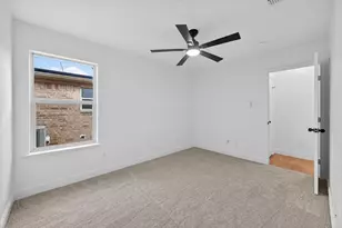 237 Shadow Grass Ave, Fort Worth, TX 76120 - Photo 19