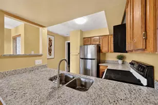 3109 Sondra Dr, Fort Worth, TX 76107 - Photo 5