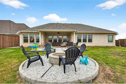 215 Frio Drive, Waxahachie, TX 75165 - Photo 5