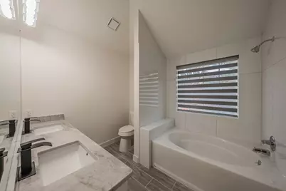 2711 Canterbury Street, Euless, TX 76039 - Photo 25