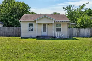 4001 S Peachtree Rd, Balch Springs, TX 75180 - Photo 1
