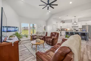 689 Dill Rd, Weatherford, TX 76085 - Photo 7