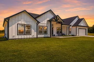 689 Dill Rd, Weatherford, TX 76085 - Photo 1