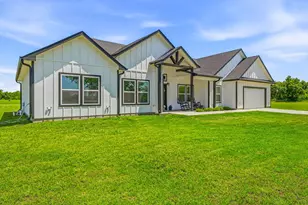 689 Dill Rd, Weatherford, TX 76085 - Photo 1