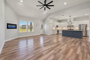 689 Dill Rd, Weatherford, TX 76085 - Photo 9